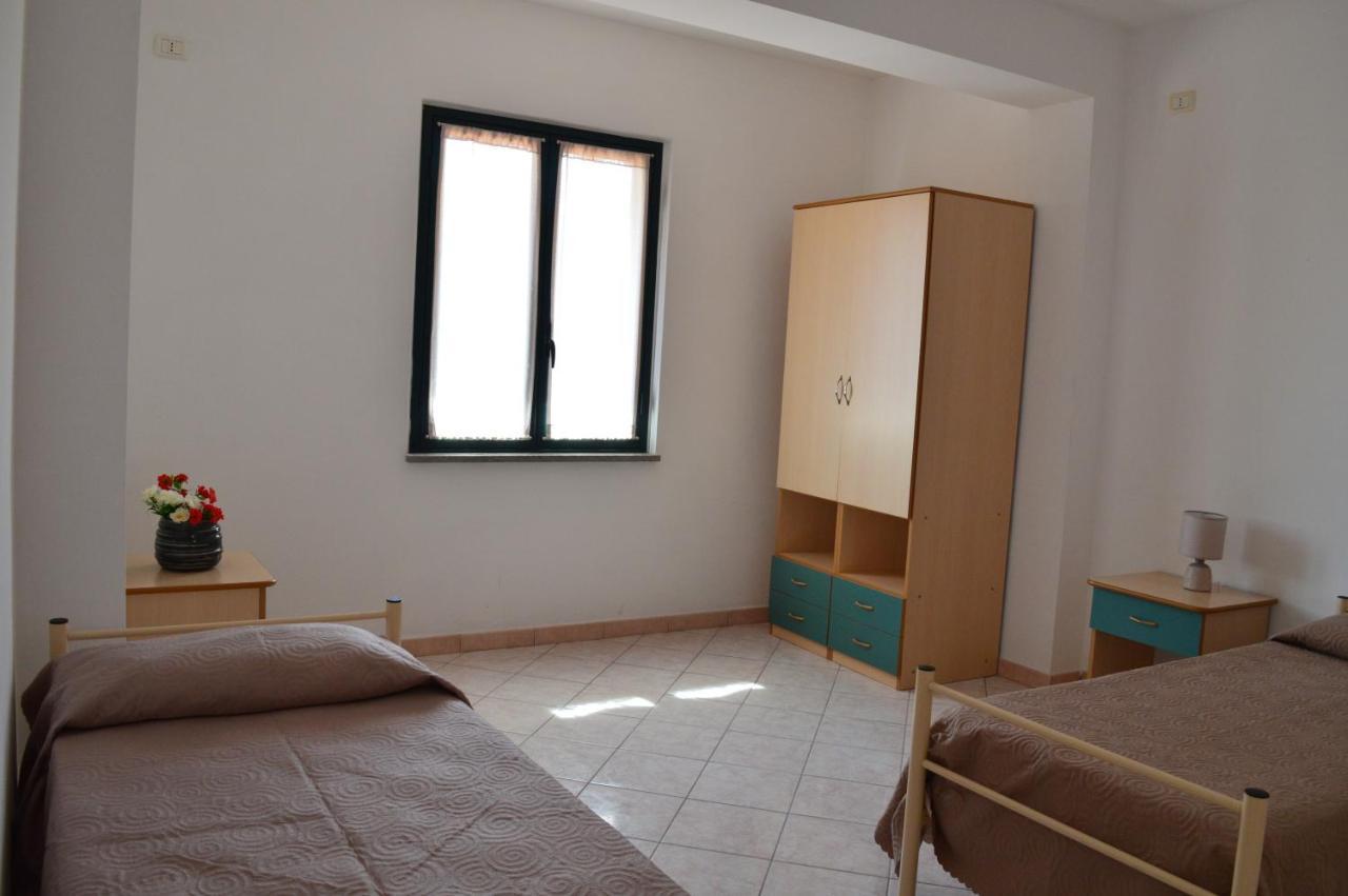 קרופאני Le Zagare Case Vacanza מראה חיצוני תמונה